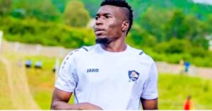 Djibirl Ouattara yavuze umuhanzi akunda mu Rwanda ndetse avuga nicyo asaba akunzi ba APR FC