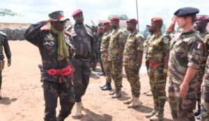 FARDC mu ibanga rikomeye yongerewe imbaraga ku rugamba, Abasirikare 715 basoje imyitozo ikarishye bahawe n’u Bufaransa