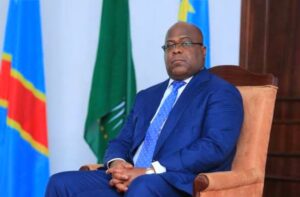 Kinshasa mu mvururu za Politiki: Abadepite bacitsemo ibice, Icyifuzo cyo kwirukana Minisitiri giteshwa agaciro mu mpaka zikomeye