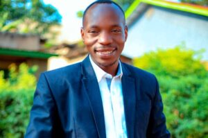 “Nta kindi twayiha uretse impundu” – Twizerimana Ferdinand yavuze ku rukundo rw’Imana rwamubyariye indirimbo nshya_Video