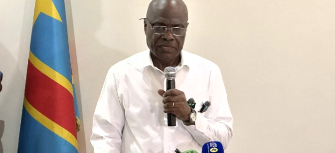 RDC: Fayulu yavuze amagambo akomeye kuri manda ya gatatu ya Tshisekedi, asaba Abanyekongo guhaguruka kare