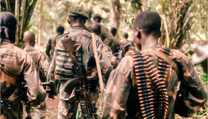“Amasasu hagati y’abari basangiye urugamba”: FARDC na Wazalendo bayobowe na Gen. Hamuri Yakutumba bashyamiranye i Fizi