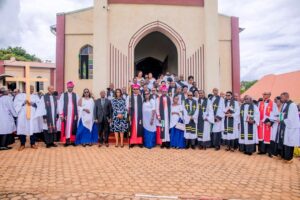“Muri abagaragu babo”:Ubutumwa bwihariye bwaherekejwe n’irobanurwa ry’Abapasitori n’Abadiyakoni muri EAR Diyosezi ya Butare