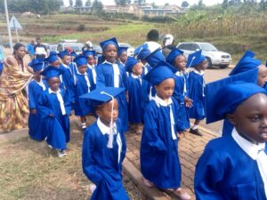 Ababyeyi Barerera ku Ishuri rya N. New Vision Primary School barivuze imyato berekana ubudasa bwaryo mu burezi mu Rwanda