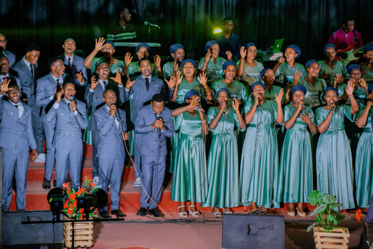 Chorale Ubumwe yashyize hanze ‘Hahirwa’, indirimbo ihamagarira abantu gukomeza kwizera Imana_Video